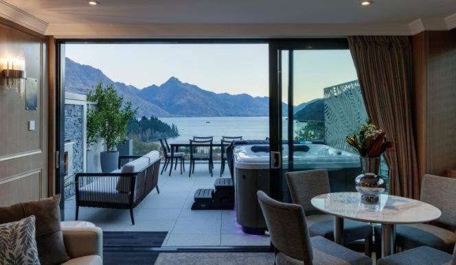 The Carlin Boutique Hotel كوينستاون المظهر الخارجي الصورة